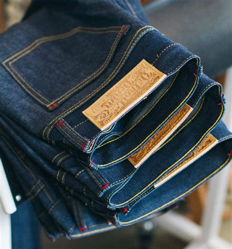 Detroit denim - Today, Yelsma’s 3-year-old Detroit Denim Co. sells two styles of straight-legged, five-pocket men’s jeans for $250 a pair, handcrafted from U.S.-milled selvedge denim on the second floor of Motor City’s warehouse-style creative hub Ponyride, as well as belts, bags, tees and heavy-duty aprons. Two additional cuts are in the works, and ...